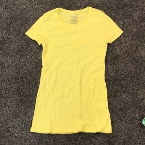 Yellow crew neck tee